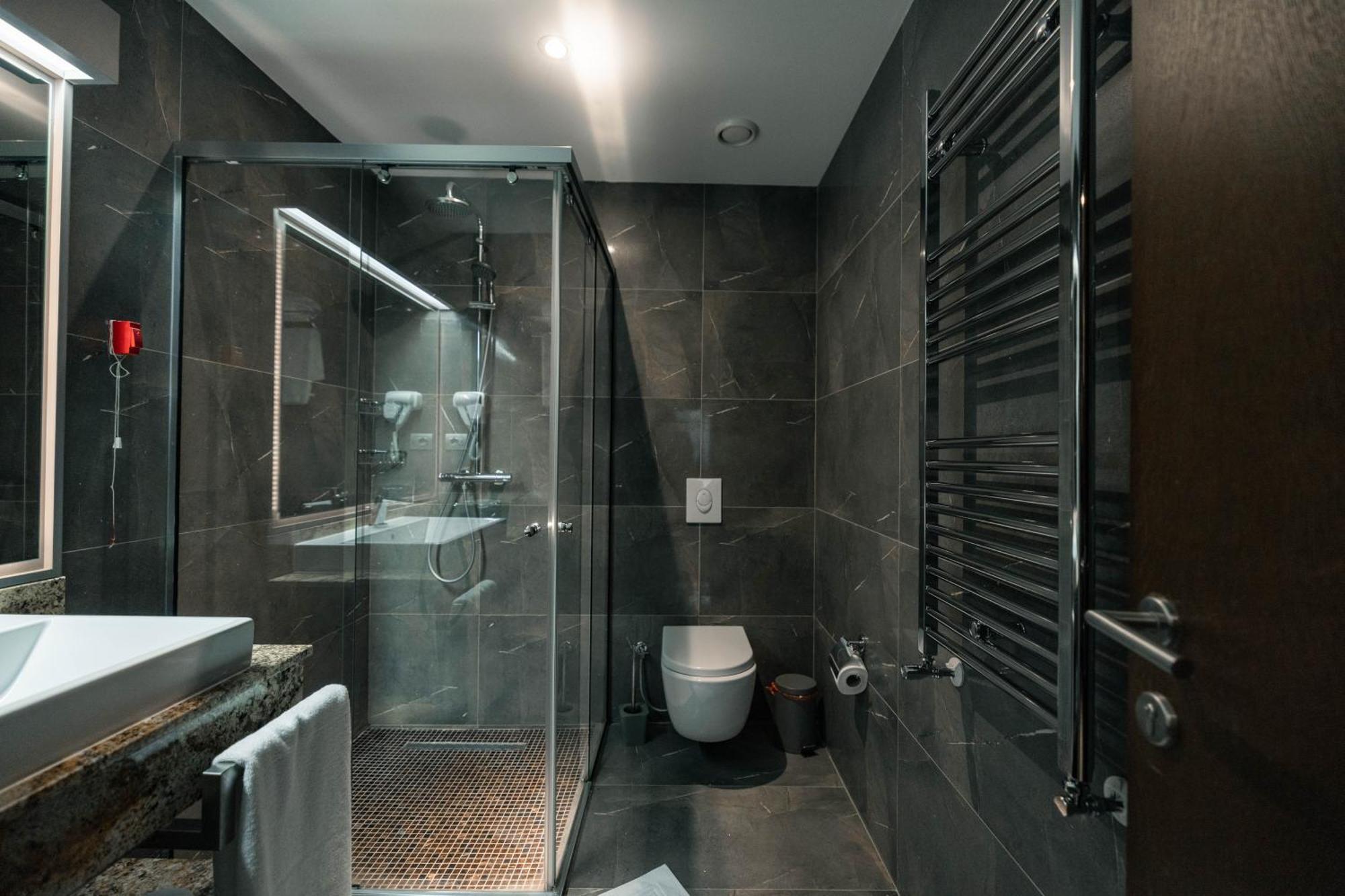 Hotel Prishtina Приштина Экстерьер фото