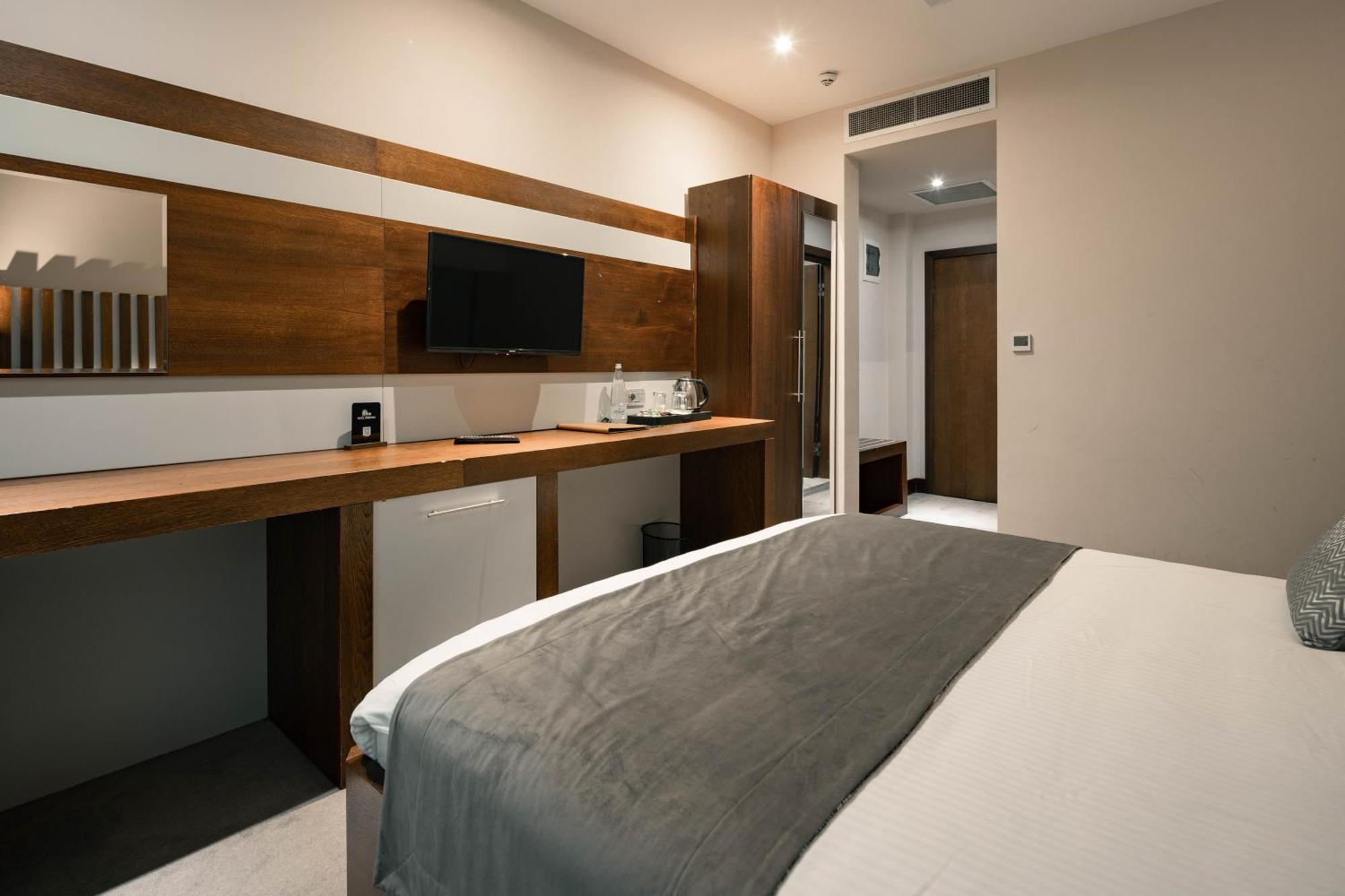 Hotel Prishtina Приштина Экстерьер фото